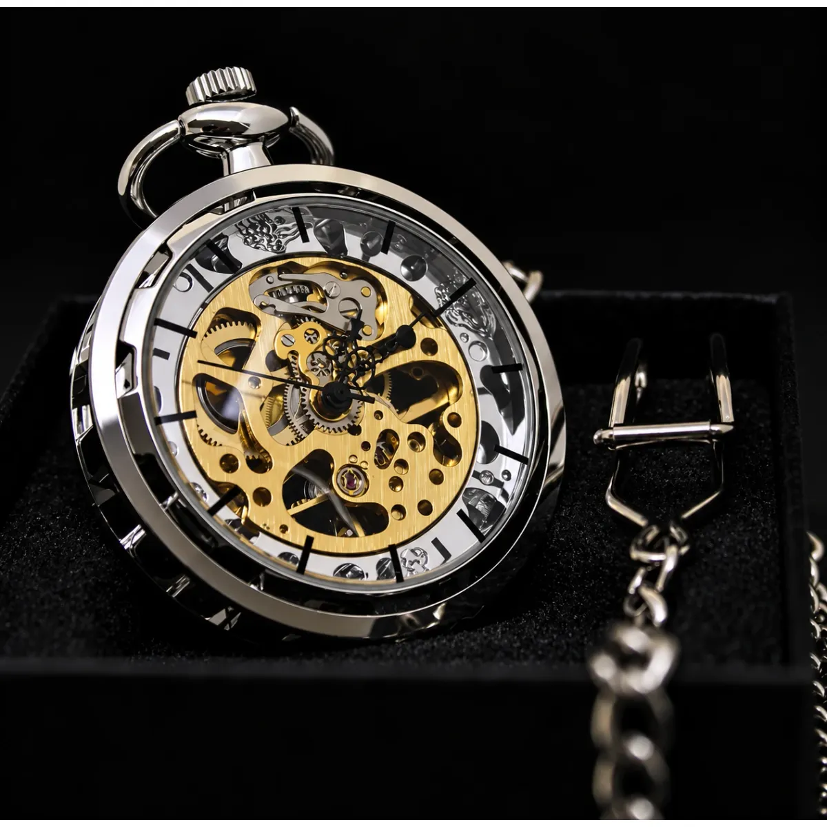 Zilveren zakhorloge met ketting - doorzichtig goudkleurig uurwerk
