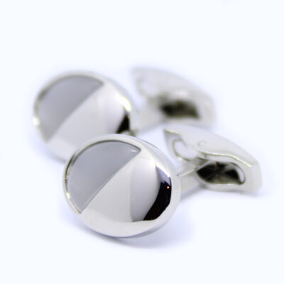 Ovale manchetknoop - zilver met parelmoer