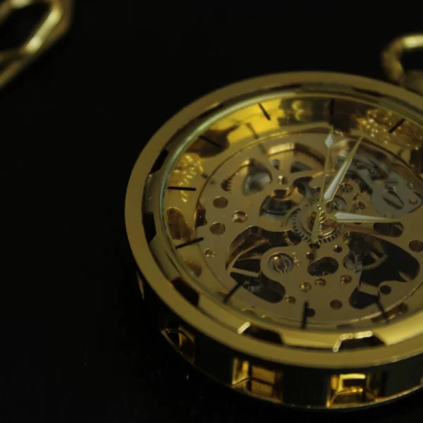 Gouden zakhorloge met ketting klassieke wijzers – transparant uurwerk