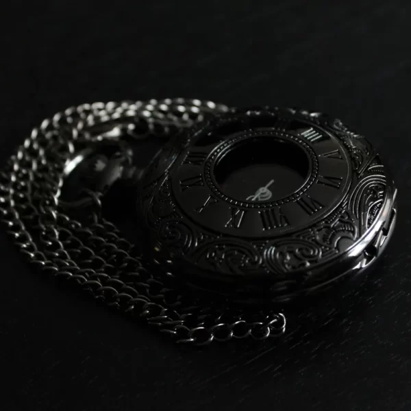 Zwarte horlogeketting – opening met doorkijk sfeerfoto